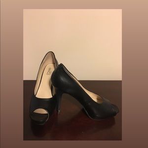 Nine West peep toe pumps